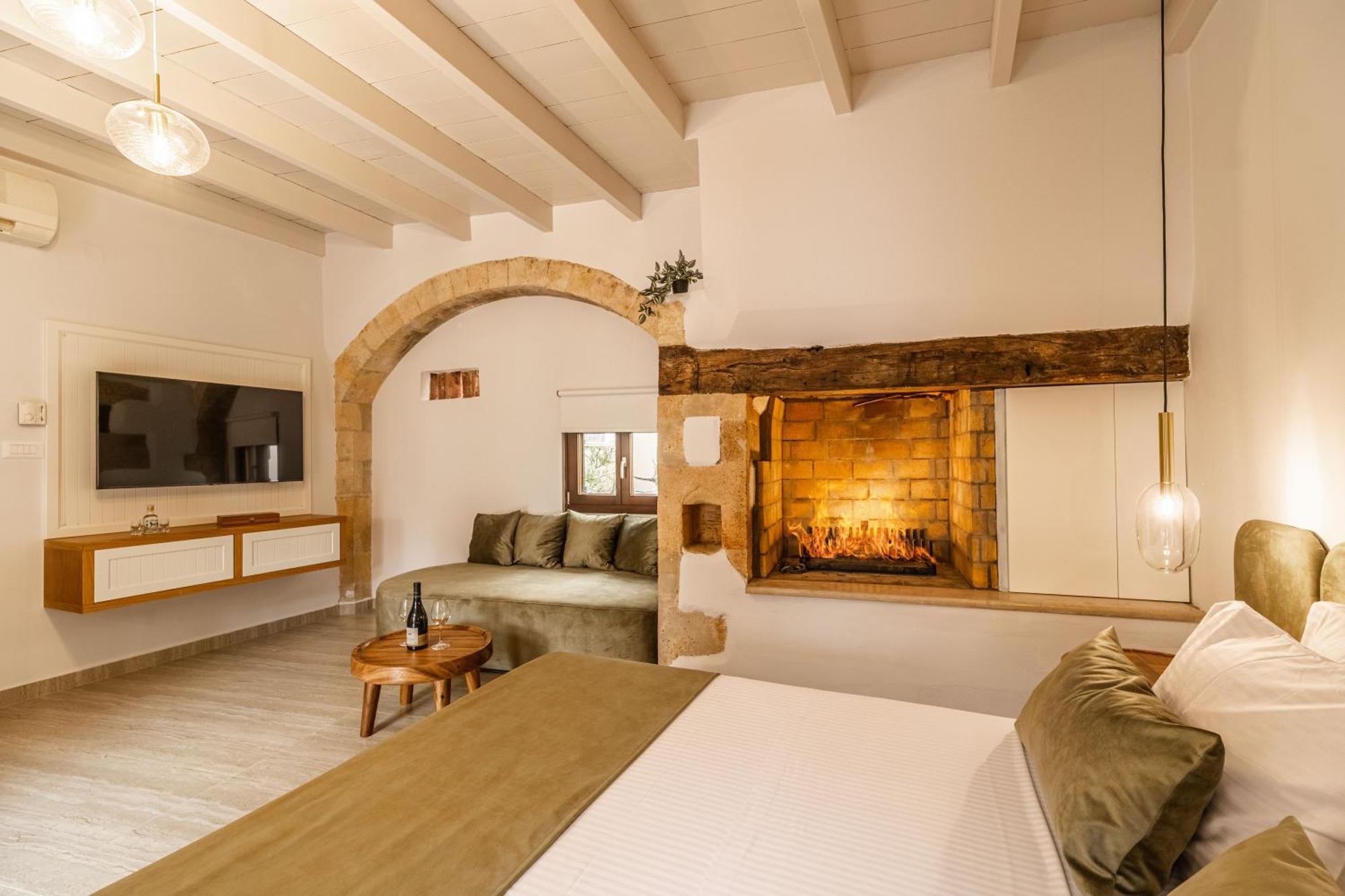 Lithinon Luxury Suites Chania  ภายนอก รูปภาพ